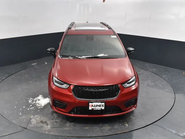 Nuevos CHRYSLER PACIFICA à Estados chez autogozo