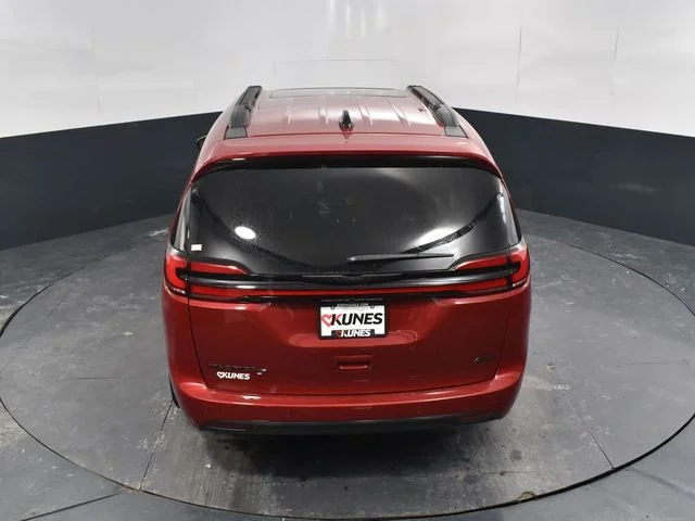 Nuevos CHRYSLER PACIFICA à Estados chez autogozo