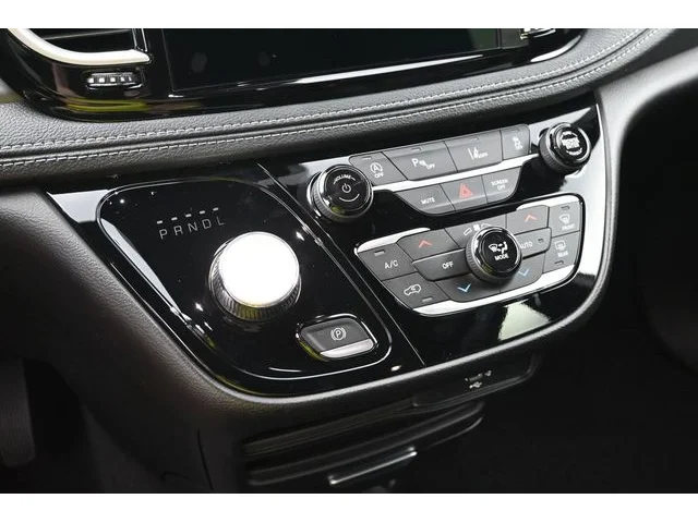 Nuevos CHRYSLER PACIFICA à Estados chez autogozo