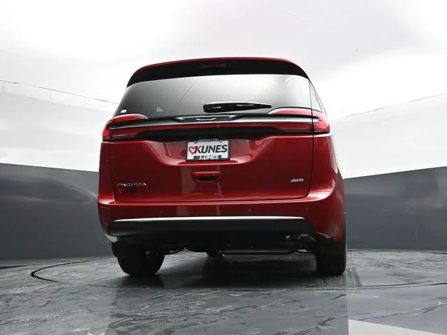 Nuevos CHRYSLER PACIFICA à Estados chez autogozo
