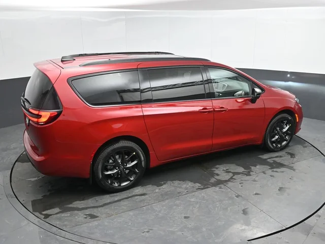 Nuevos CHRYSLER PACIFICA à Estados chez autogozo