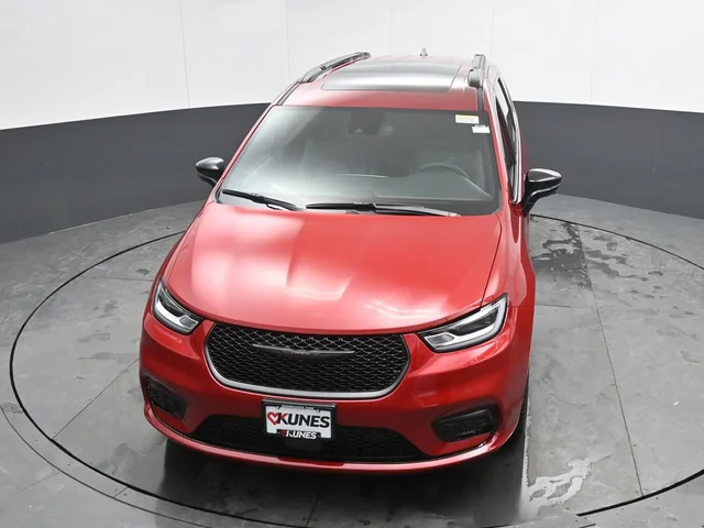 Nuevos CHRYSLER PACIFICA à Estados chez autogozo