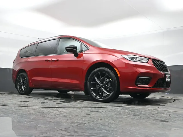 Nuevos CHRYSLER PACIFICA à Estados chez autogozo