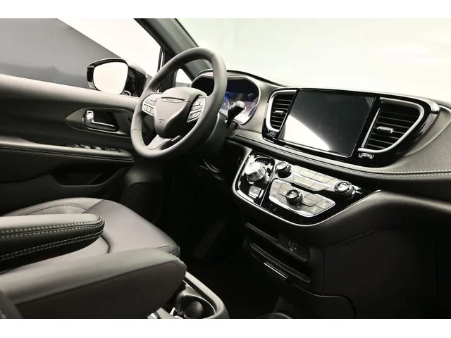 Nuevos CHRYSLER PACIFICA à Estados chez autogozo
