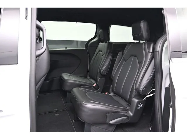Nuevos CHRYSLER PACIFICA à Estados chez autogozo