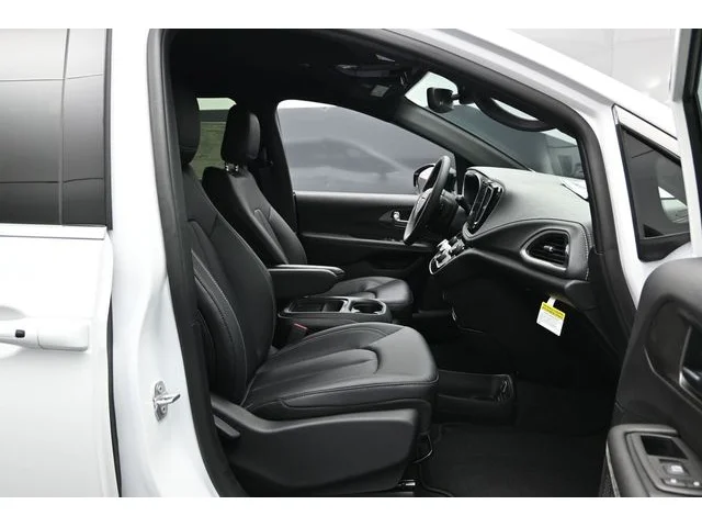 Nuevos CHRYSLER PACIFICA à Estados chez autogozo