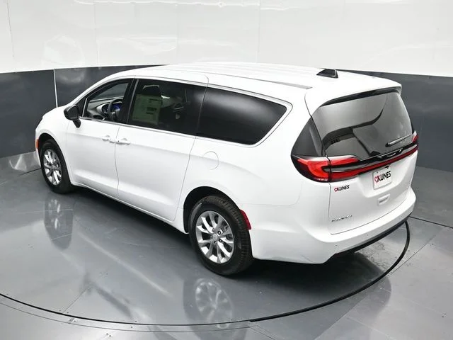 Nuevos CHRYSLER PACIFICA à Estados chez autogozo