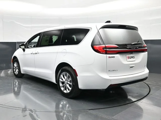 Nuevos CHRYSLER PACIFICA à Estados chez autogozo