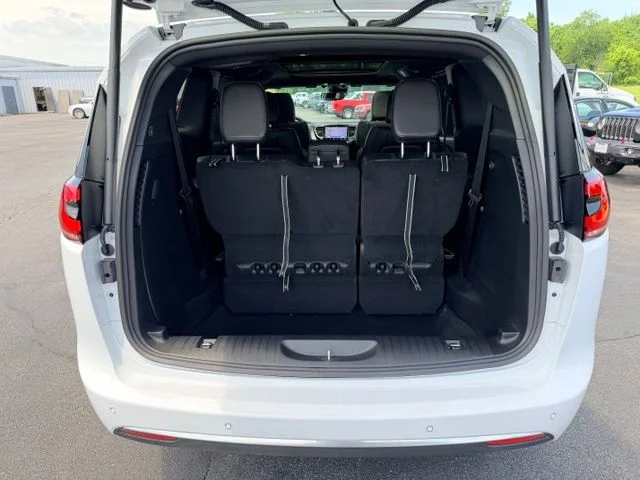 Nuevos CHRYSLER PACIFICA à Estados chez autogozo
