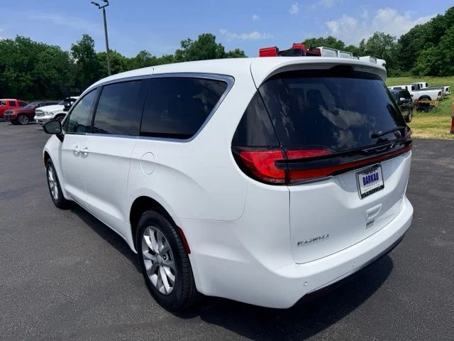 Nuevos CHRYSLER PACIFICA à Estados chez autogozo