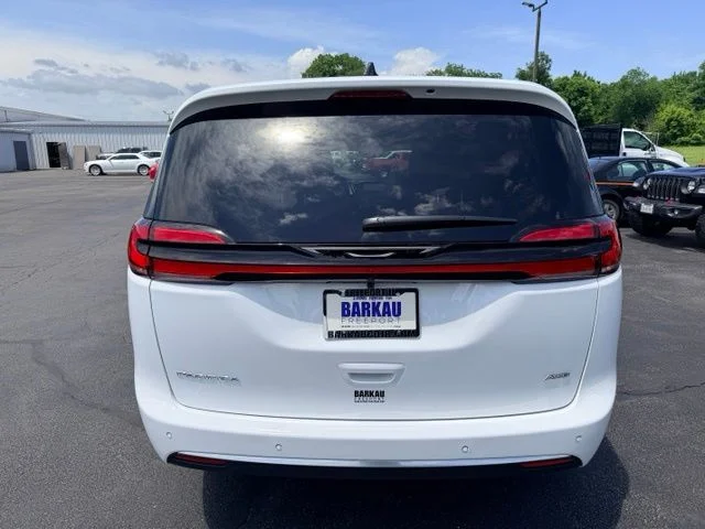 Nuevos CHRYSLER PACIFICA à Estados chez autogozo