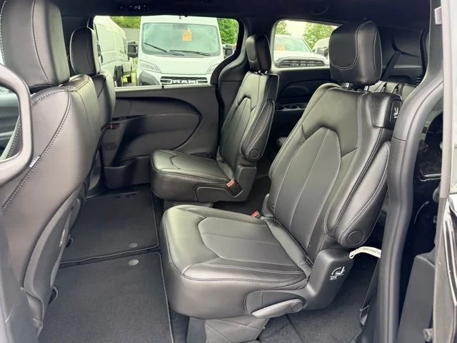 Nuevos CHRYSLER PACIFICA à Estados chez autogozo