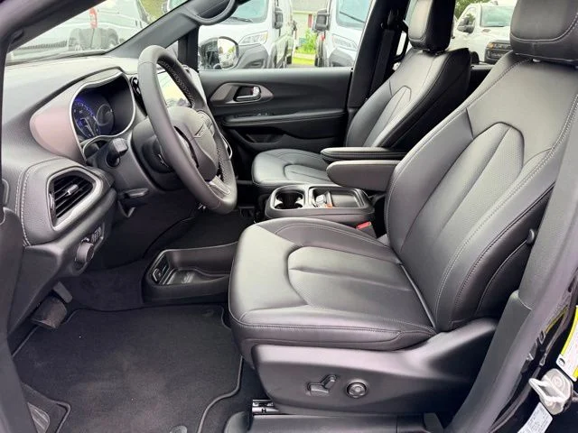 Nuevos CHRYSLER PACIFICA à Estados chez autogozo