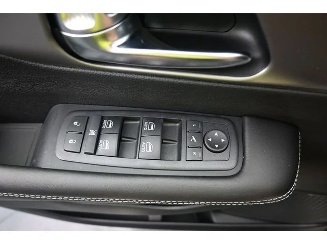 Nuevos CHRYSLER PACIFICA à Estados chez autogozo