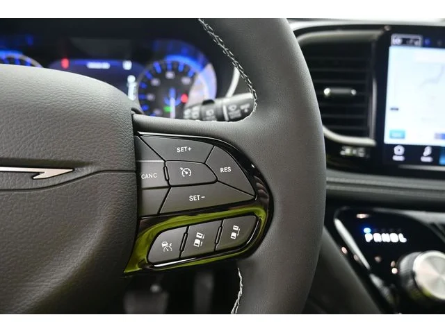 Nuevos CHRYSLER PACIFICA à Estados chez autogozo