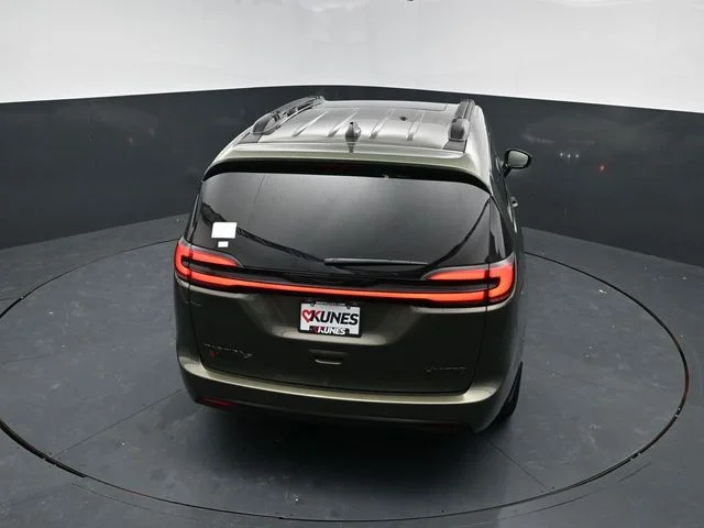 Nuevos CHRYSLER PACIFICA à Estados chez autogozo