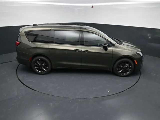 Nuevos CHRYSLER PACIFICA à Estados chez autogozo