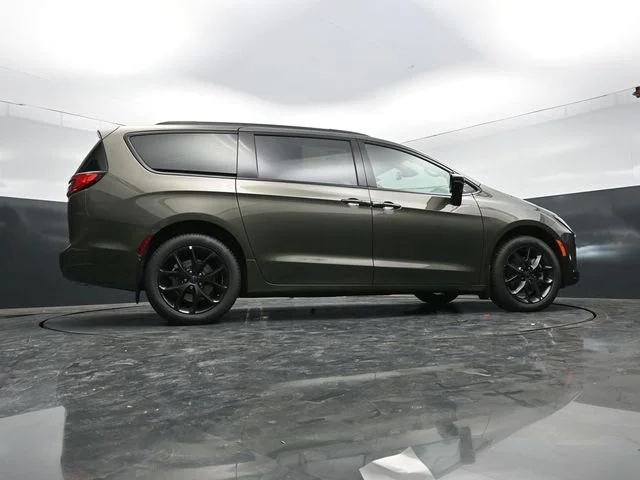 Nuevos CHRYSLER PACIFICA à Estados chez autogozo
