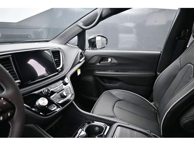 Nuevos CHRYSLER PACIFICA à Estados chez autogozo