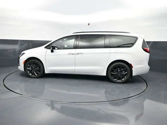 Nuevos CHRYSLER PACIFICA à Estados chez autogozo