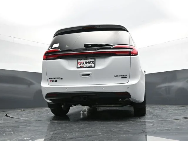 Nuevos CHRYSLER PACIFICA à Estados chez autogozo