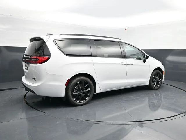 Nuevos CHRYSLER PACIFICA à Estados chez autogozo