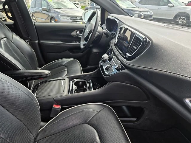 SEMINUEVOS CHRYSLER Pacifica a Estados en autogozo