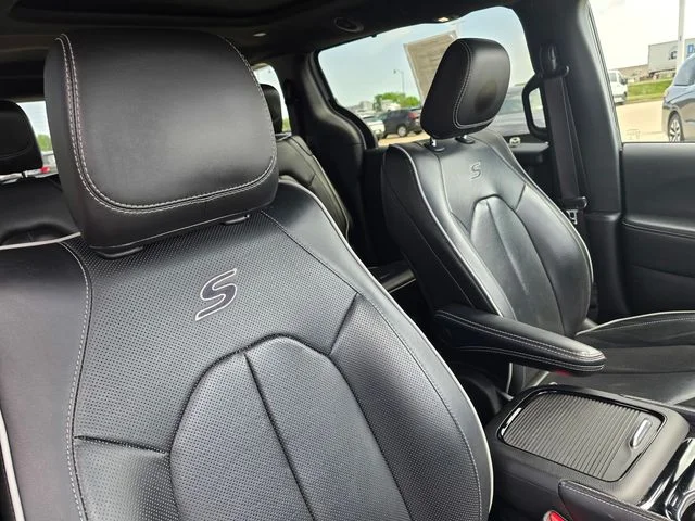 SEMINUEVOS CHRYSLER Pacifica a Estados en autogozo