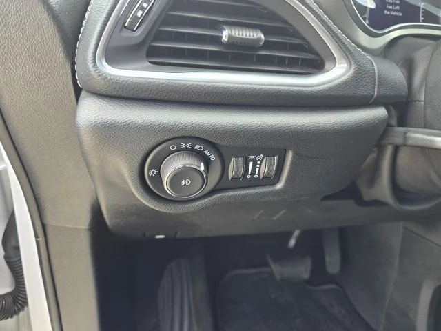 SEMINUEVOS CHRYSLER Pacifica a Estados en autogozo