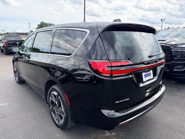 Nuevos CHRYSLER PACIFICA à Estados chez autogozo