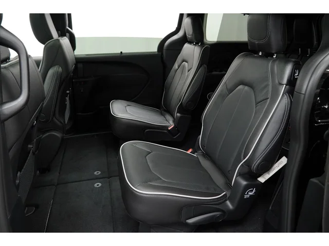 Nuevos CHRYSLER PACIFICA à Estados chez autogozo