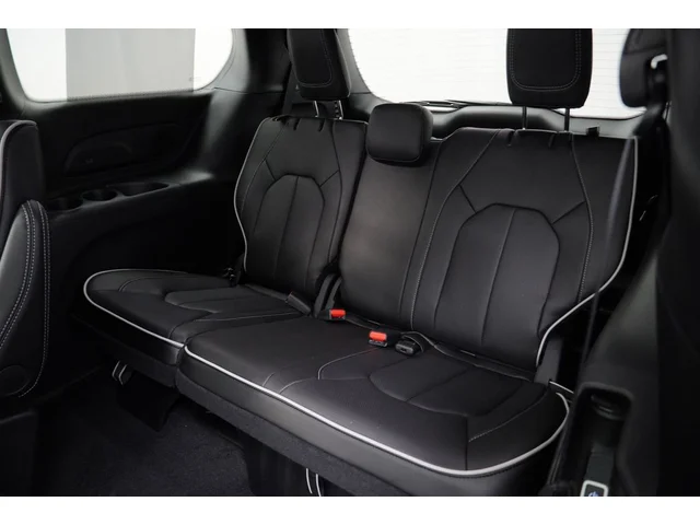 Nuevos CHRYSLER PACIFICA à Estados chez autogozo