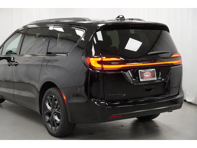 Nuevos CHRYSLER PACIFICA à Estados chez autogozo