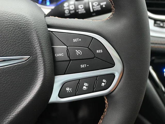 Nuevos CHRYSLER PACIFICA à Estados chez autogozo