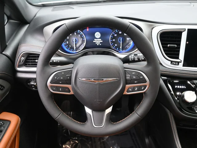 Nuevos CHRYSLER PACIFICA à Estados chez autogozo