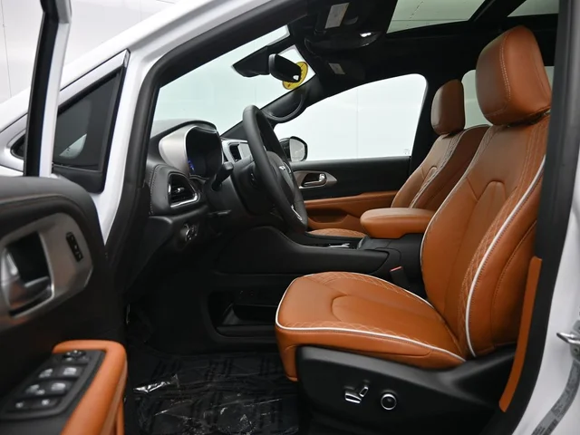 Nuevos CHRYSLER PACIFICA à Estados chez autogozo