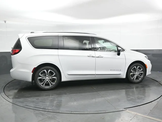 Nuevos CHRYSLER PACIFICA à Estados chez autogozo