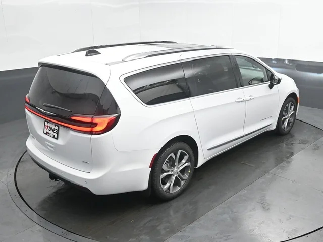 Nuevos CHRYSLER PACIFICA à Estados chez autogozo
