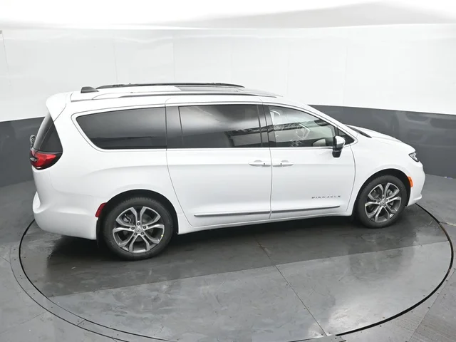 Nuevos CHRYSLER PACIFICA à Estados chez autogozo