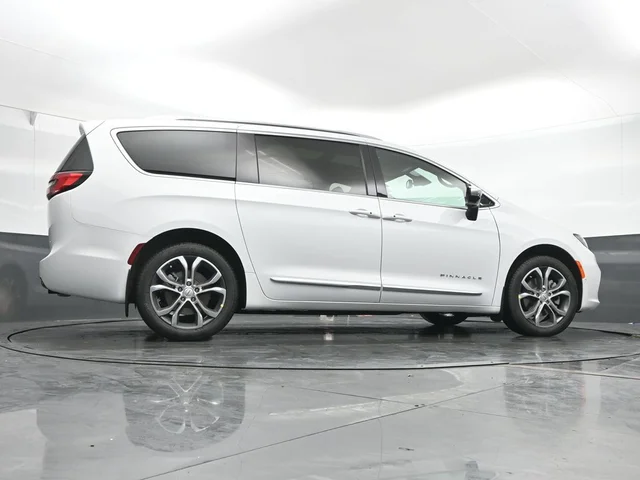 Nuevos CHRYSLER PACIFICA à Estados chez autogozo