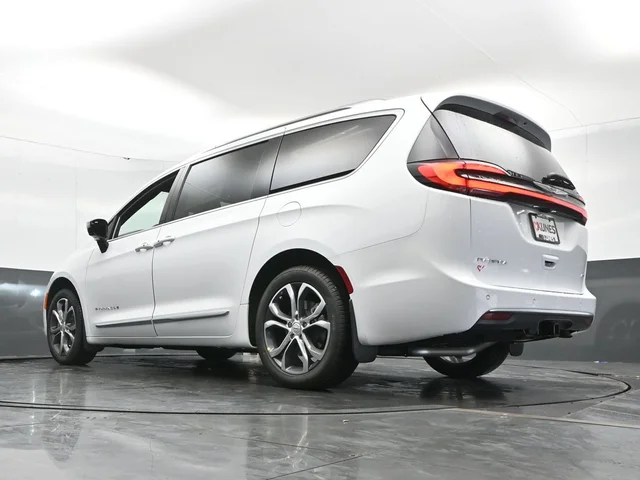 Nuevos CHRYSLER PACIFICA à Estados chez autogozo
