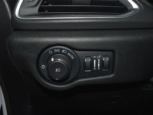 Nuevos CHRYSLER PACIFICA à Estados chez autogozo