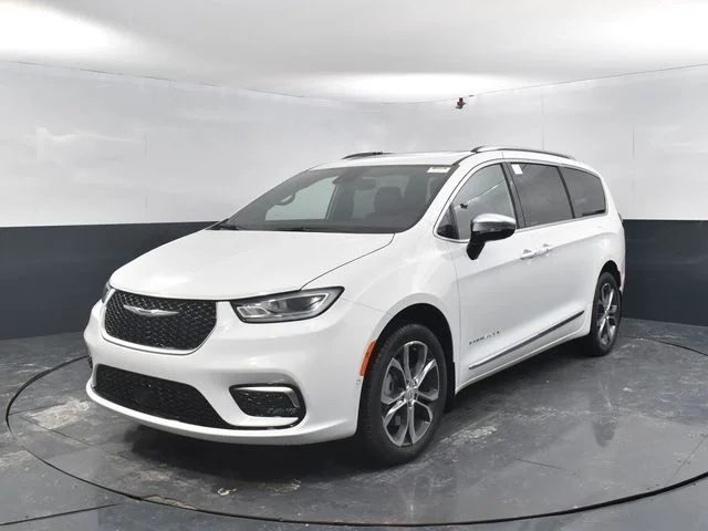 Nuevos CHRYSLER PACIFICA à Estados chez autogozo