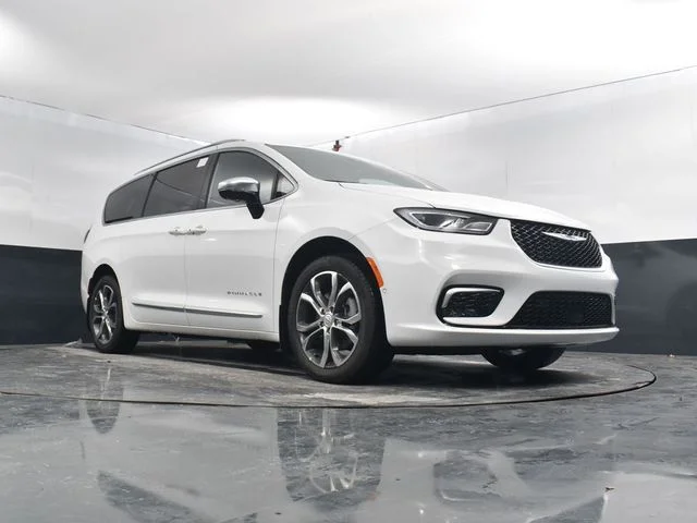 Nuevos CHRYSLER PACIFICA à Estados chez autogozo