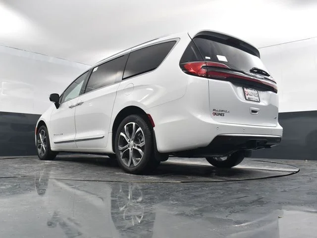 Nuevos CHRYSLER PACIFICA à Estados chez autogozo