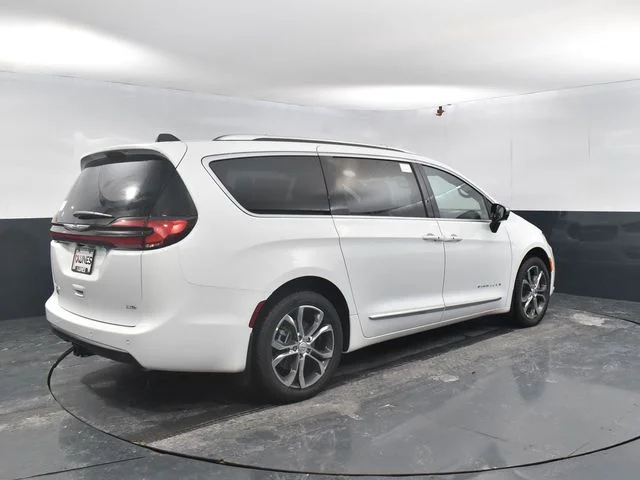 Nuevos CHRYSLER PACIFICA à Estados chez autogozo