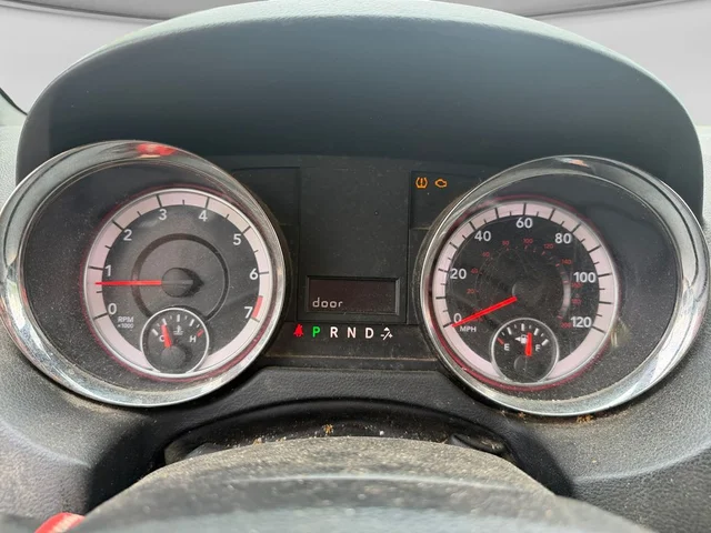 SEMINUEVOS DODGE Grand Caravan a Estados en autogozo