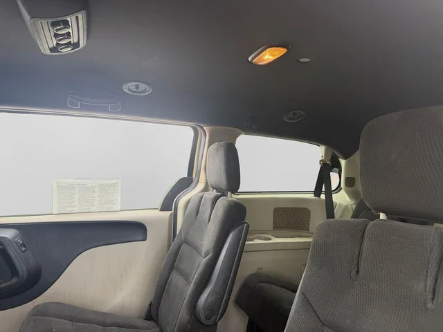 SEMINUEVOS DODGE Grand Caravan a Estados en autogozo
