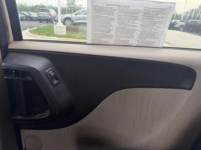 SEMINUEVOS DODGE Grand Caravan a Estados en autogozo