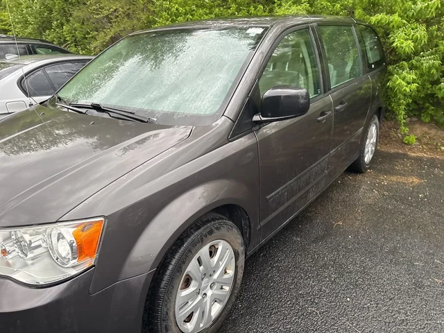 SEMINUEVOS DODGE Grand Caravan a Estados en autogozo